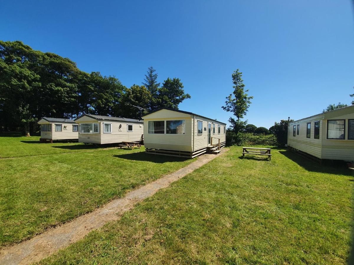 Blackmoor Farm - Caravan 3 Villa Ludchurch ภายนอก รูปภาพ