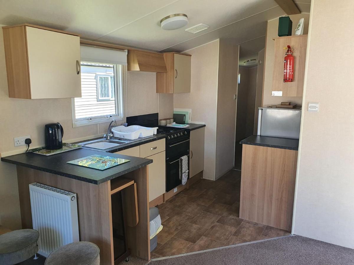 Blackmoor Farm - Caravan 3 Villa Ludchurch ภายนอก รูปภาพ