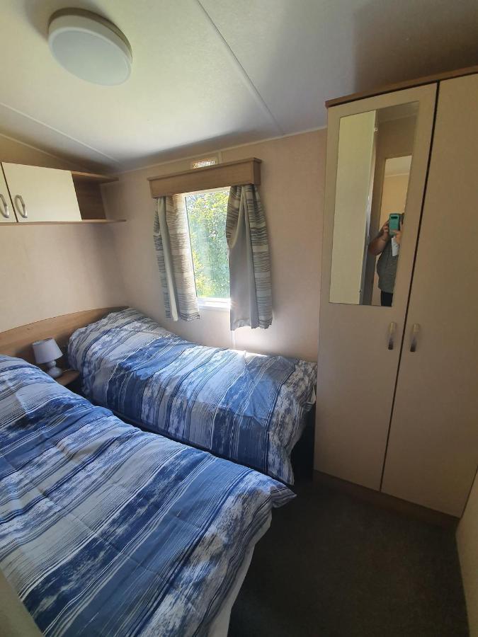Blackmoor Farm - Caravan 3 Villa Ludchurch ภายนอก รูปภาพ